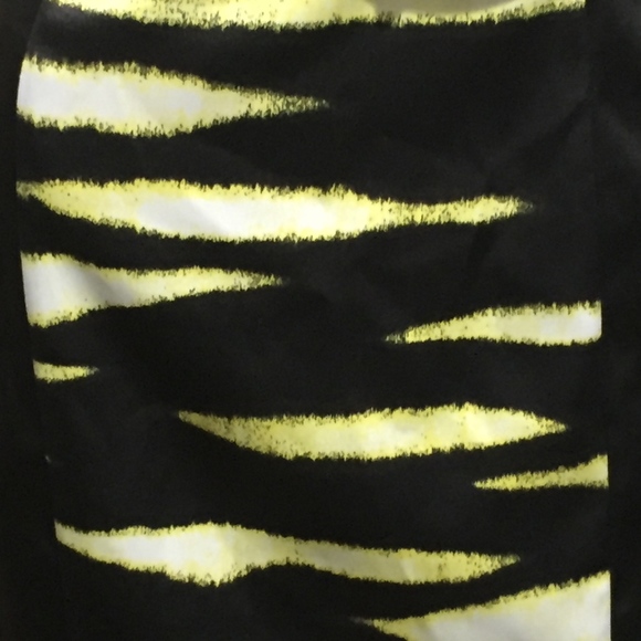 Kenzie Belted Sheath Dress Size 8 NWT - Picture 3 of 8